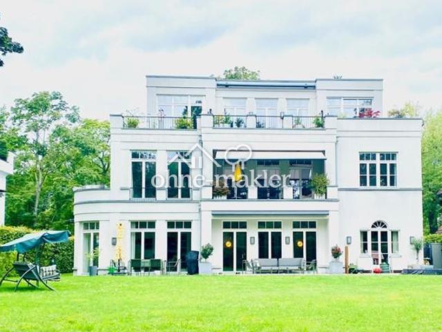Luxuriöse neuwertige Eigentumswohnung in bester Lage von Berlin Grunewald, direkt vom Eigentümmer