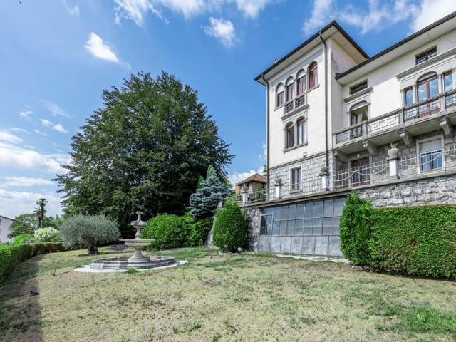 Luxuriöse Villa zu verkaufen in Coldrerio, Kanton Tessin