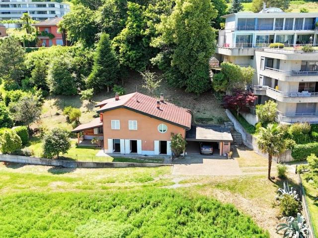 Luxuriöses 4 Zimmer Einfamilienhaus zu verkaufen in Via Bagena 4, Montagnola, Kanton Tessin