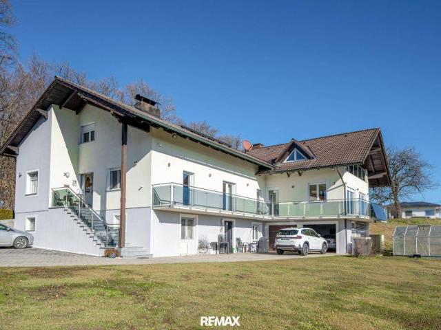 Luxuriöses Einfamilienhaus mit Panoramablick in der Nähe von Heiligenkreuz Kreuz am Waasen