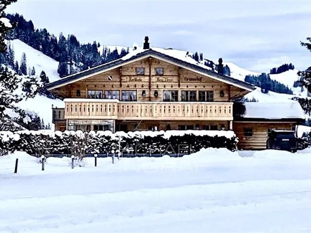 Luxuriöses Familienchalet in der Nähe der Pisten von Schönried und Saanenmoeser