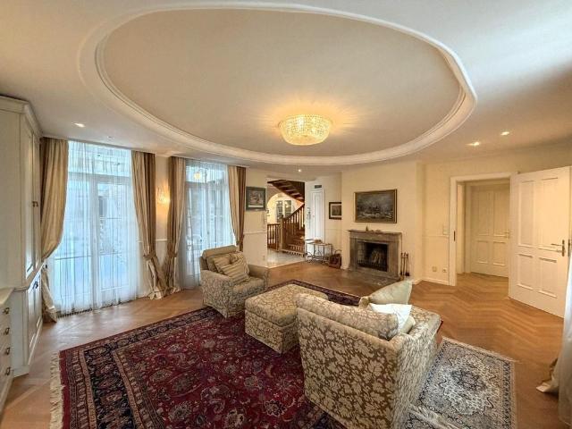 Luxuriöses Haus mit 4 Schlafzimmer zu vermieten in Wien, Bundesland Wien