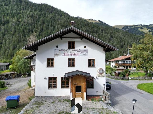 Luxuriöses Haus mit 4 Schlafzimmer zu verkaufen in Bach, Österreich