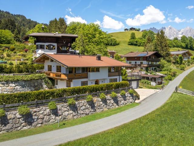 Luxuriöses Haus mit 4 Schlafzimmer zu verkaufen in Reith bei Kitzbühel, Tirol