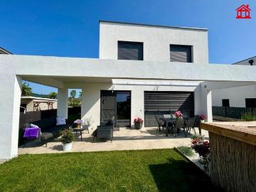 Haus zum Verkauf in 8054 - Heizung, Schwimmbad
