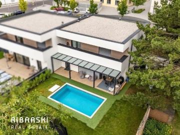 Luxuriöses Haus zu verkaufen in Lanzenkirchen, Niederösterreich