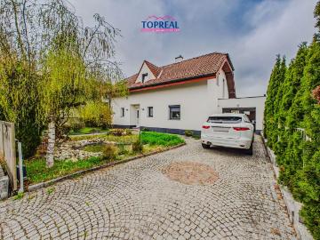 Luxuriöses Haus zu verkaufen in Wels, Oberösterreich
