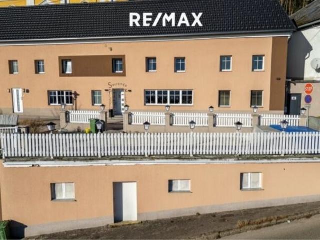 Luxuriöses Haus zu verkaufen in Wolfsegg am Hausruck, Oberösterreich