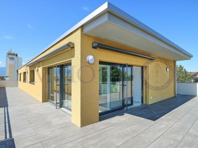 LUXURIÖSES PENTHOUSE MIT GROSSER BALKONTERRASSE VON 117 M²