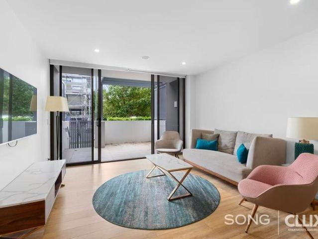 Luxurious 3 Bedroom, 3 Bathroom Villa in the Heart of Surfers Paradise, Gold Coast
