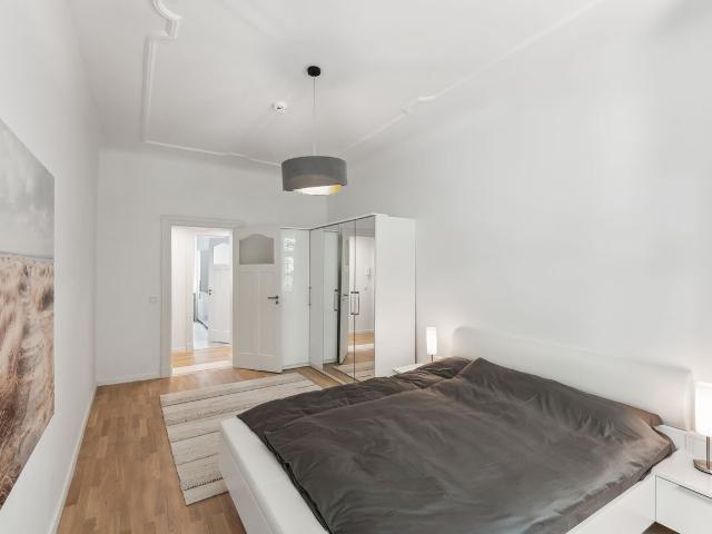 Luxurious 3 Room Apartment in Berlin Pankow Freshly Renovated and Furnished, First Occupancy!, Berlin Amsterdam Apartments for Rent
