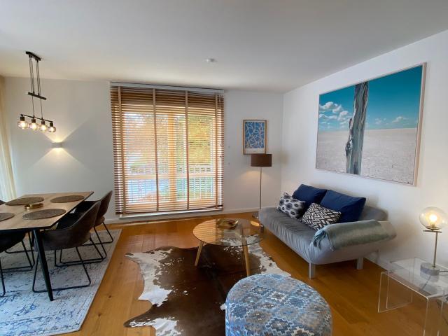 Luxurious 3 Room Apartment in Munich – Exclusive Furnishings and Prime Location, Munchen Amsterdam Apartments for Rent