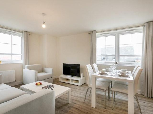 Luxurious 2 Bed Nottingham Retreat with Parking