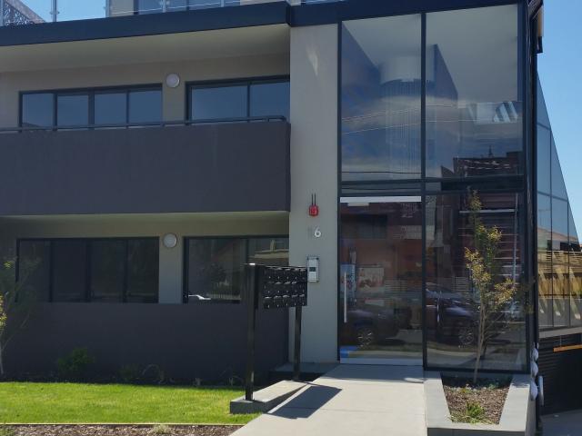 LUXURIOUS 2 BEDROOM APARTMENT