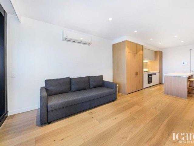 Luxurious 2 Bedroom Apartment at Skyone Building