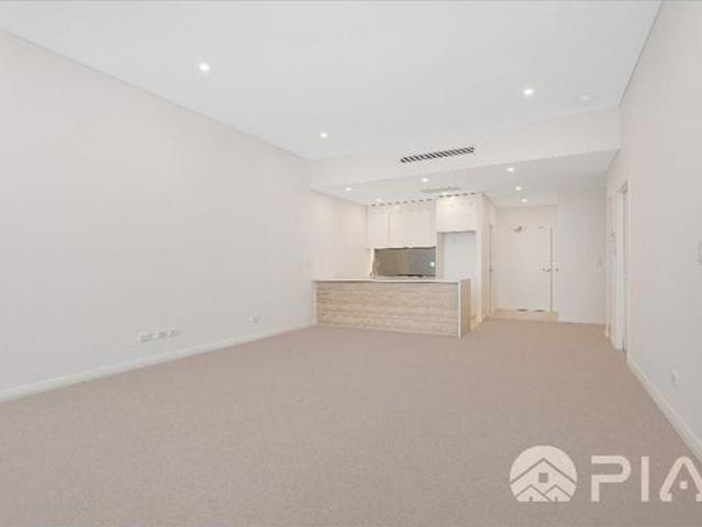 Luxurious 2 bedroom apartment For Lease