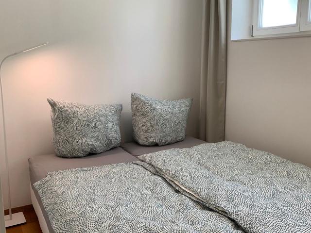 Luxurious 2 room apartment at Bopser with wonderful view and 3min Metro access U5/U6/U7