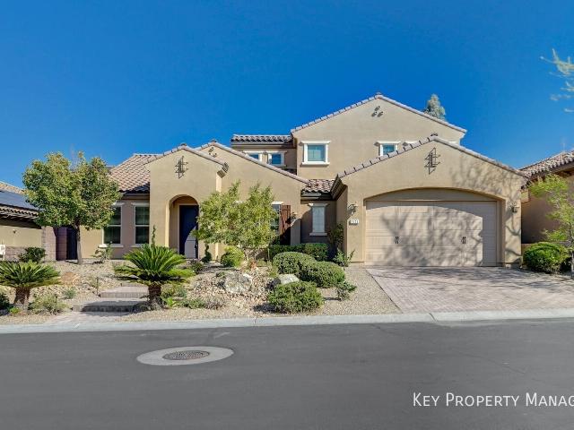 Luxurious 4 Bedroom Residence in Guard Gated Club at Madeira Canyon