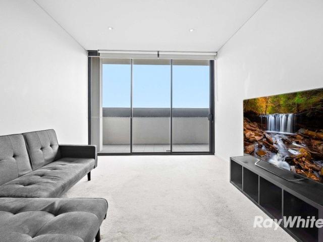 LUXURIOUS 5 STAR LIVING IN THE HEART OF PARRAMATTA CBD