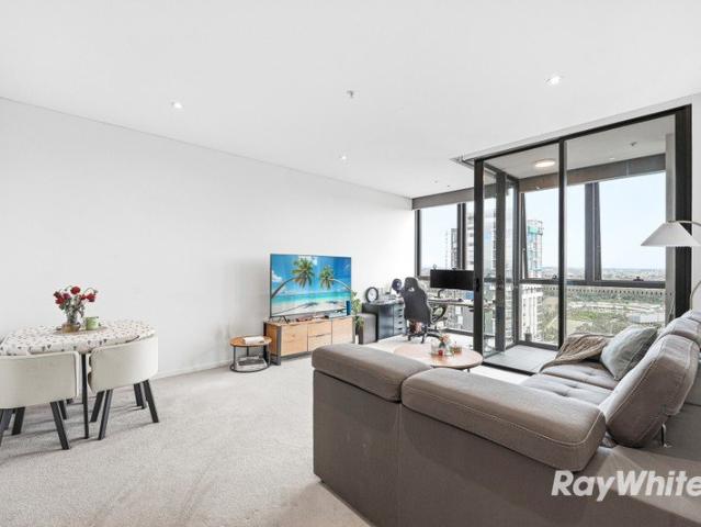 LUXURIOUS 5 STAR 2 BEDROOM APARTMENT AT 'V BY CROWN'