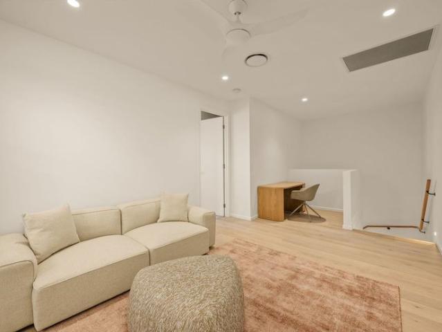 Luxurious Coastal Villa Fully Furnished