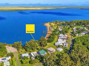 Luxurious Coastal Living with Stunning Water Views at Wilson Beach