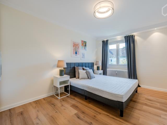 Luxurious Apartment in popular City Center Location with high speed Internet