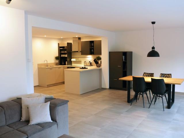 Luxurious apartment in the exclusive villa area Erlensteges in Nuremberg, Nurnberg Amsterdam Apartments for Rent