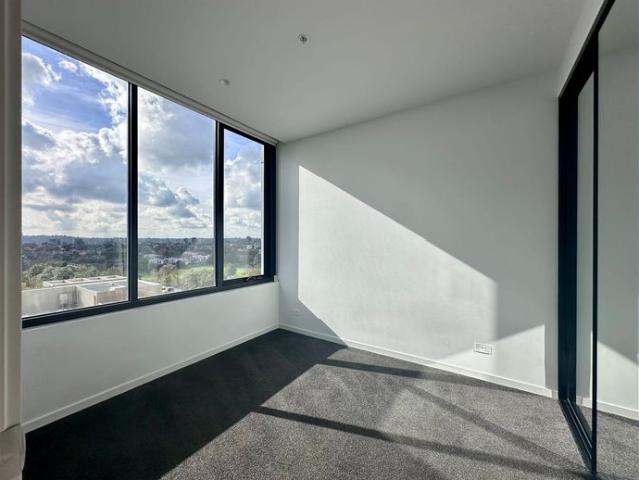 Luxurious Apartment in the Heart of Box Hill