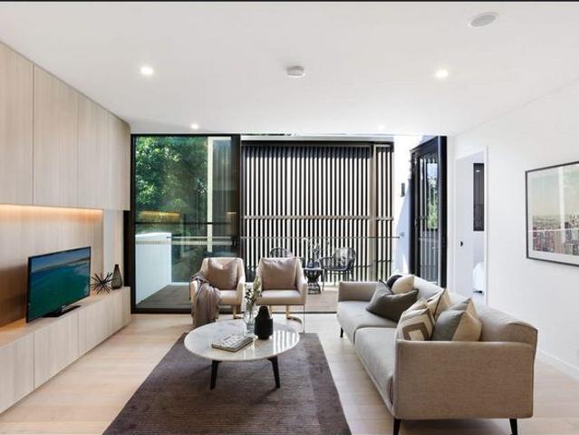 Luxurious Apartment In The Heart of Double Bay | Unfurnished