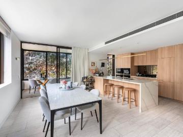 Luxurious Apartment with Fabulous Outdoor Entertaining – DEPOSIT PAID