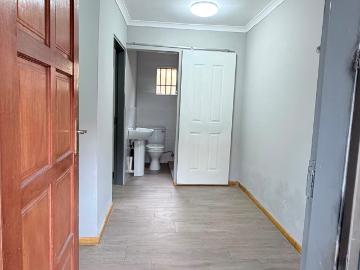 Luxurious apartments nested in the heart of soweto, Closed to Bus routes, Jabulani mall