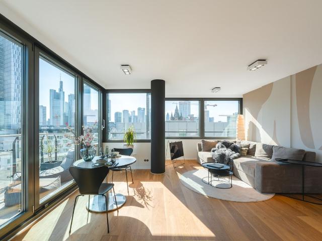 Luxurious appartment with skyline view in the heart of Frankfurt, Frankfurt Amsterdam Apartments for Rent