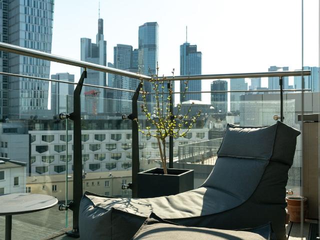 Luxurious appartment with skyline view in the heart of Frankfurt, Frankfurt Amsterdam Apartments for Rent