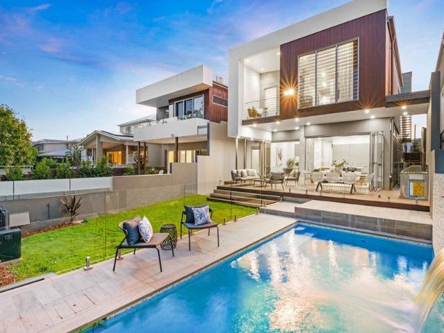 Luxurious architecturally designed sanctuary with rooftop terrace