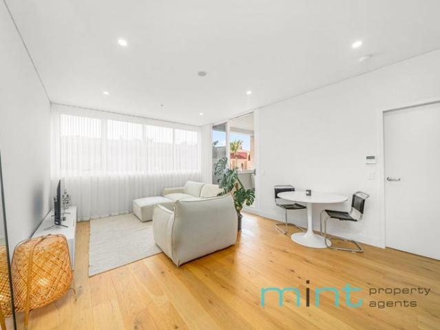 Luxurious Ashbury Terraces Living