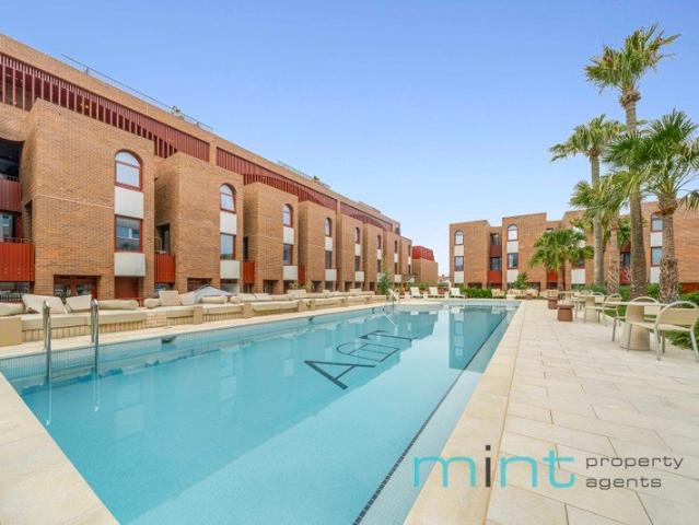 Luxurious Ashbury Terraces Living