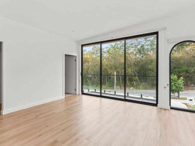 Luxurious Brand New 5 Bedroom Home!