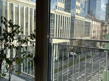 Luxurious, bright 2.5 room apartment with wrap around terrace, Frankfurt Amsterdam Apartments for Rent
