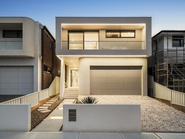 Luxurious Double Brick Family Home with Private Granny Flat & Exceptional Lifestyle Appeal