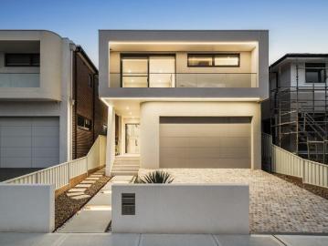 Luxurious Double Brick Family Home with Private Granny Flat & Exceptional Lifestyle Appeal
