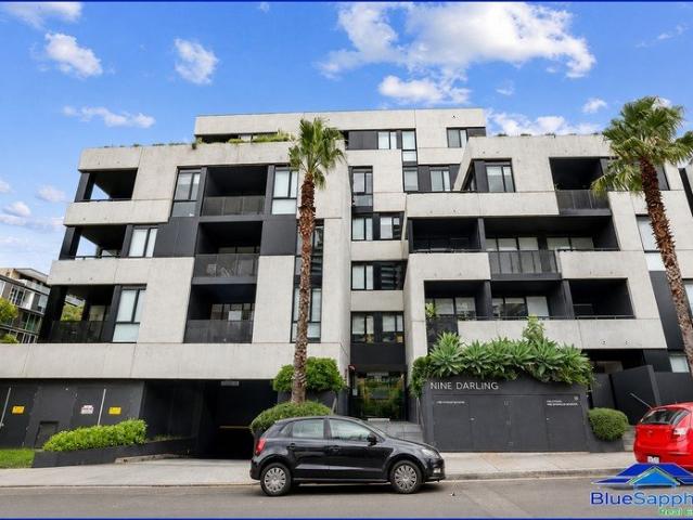 Luxurious Designer Living in the Heart of South Yarra