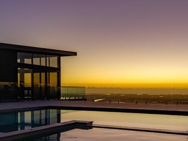 Luxurious Dual Living Residence Capturing Gold Coasts Best Views