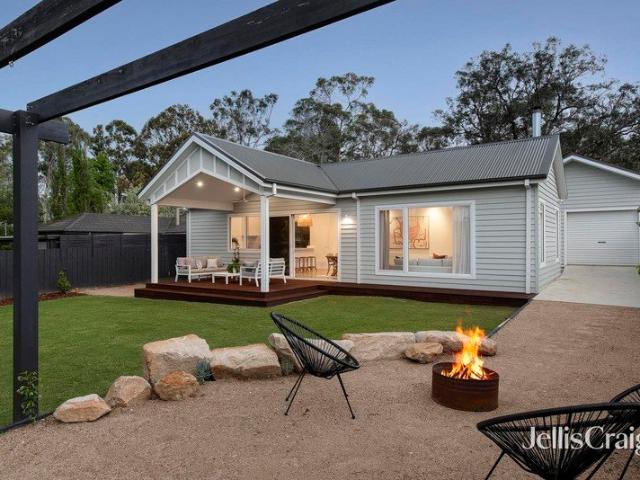 Luxurious family entertainer with expansive north facing backyard