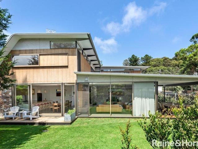 Luxurious Family Home Architecturally Designed