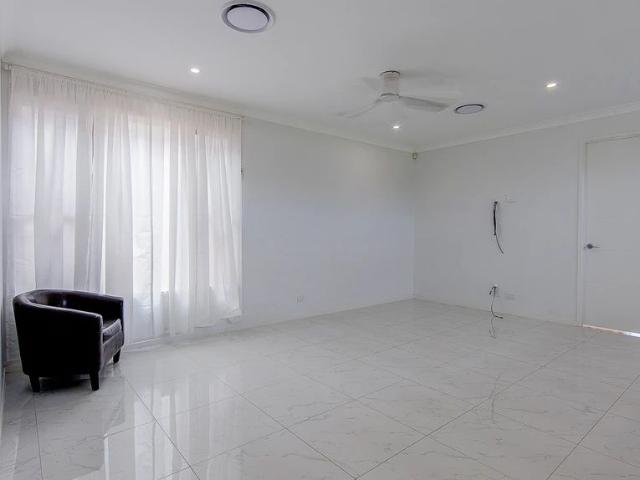 Luxurious Family Home Located in the Rochedale Estates