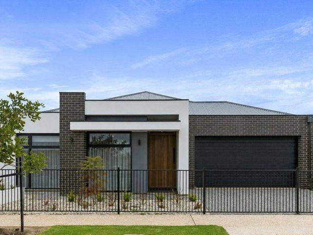 Luxurious Family Living