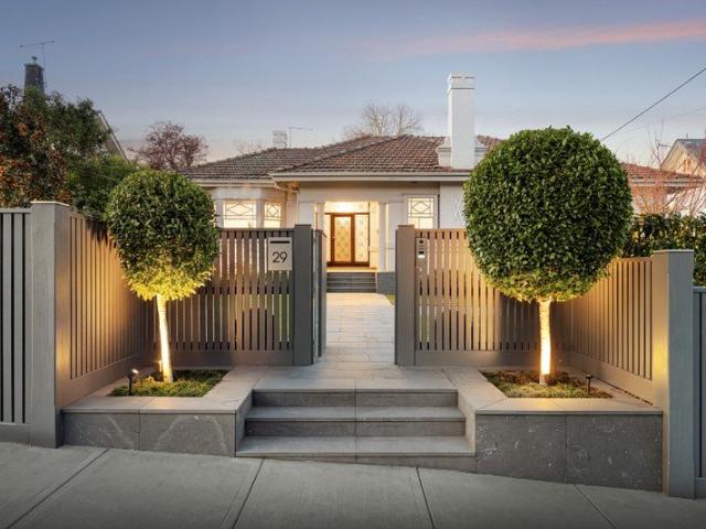 Luxurious family living in the of heart of Glen Iris