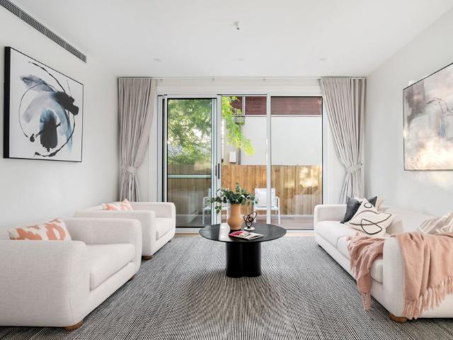 Luxurious Family Living In Hawthorn East