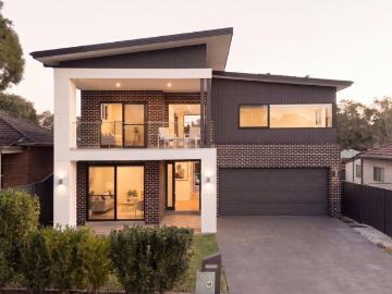 Luxurious Family Retreat with Pool, Alfresco, and Ample Living Spaces